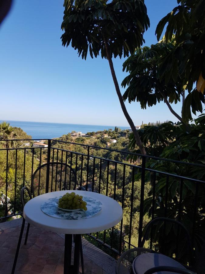 Glamour Aparthotel Taormina
